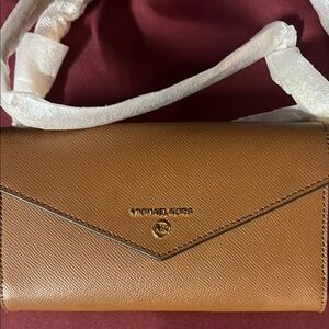Michael Kors Brown Small Purse Never Used